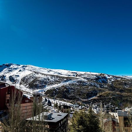 Luxury Refurnished Apartment With Private Parking Close To Ski Slopes سْييرا نيفادا المظهر الخارجي الصورة