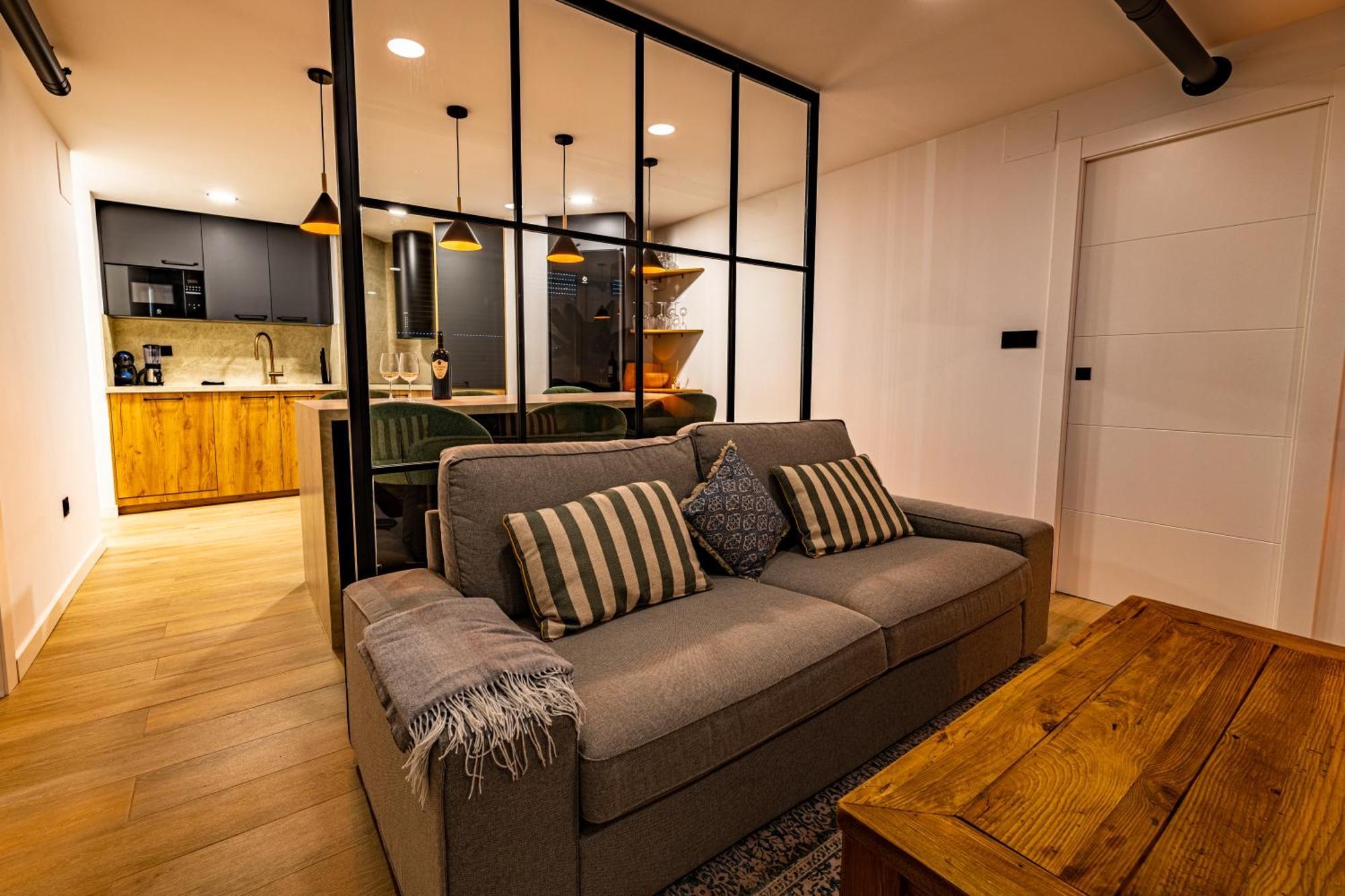 Luxury Refurnished Apartment With Private Parking Close To Ski Slopes سْييرا نيفادا المظهر الخارجي الصورة